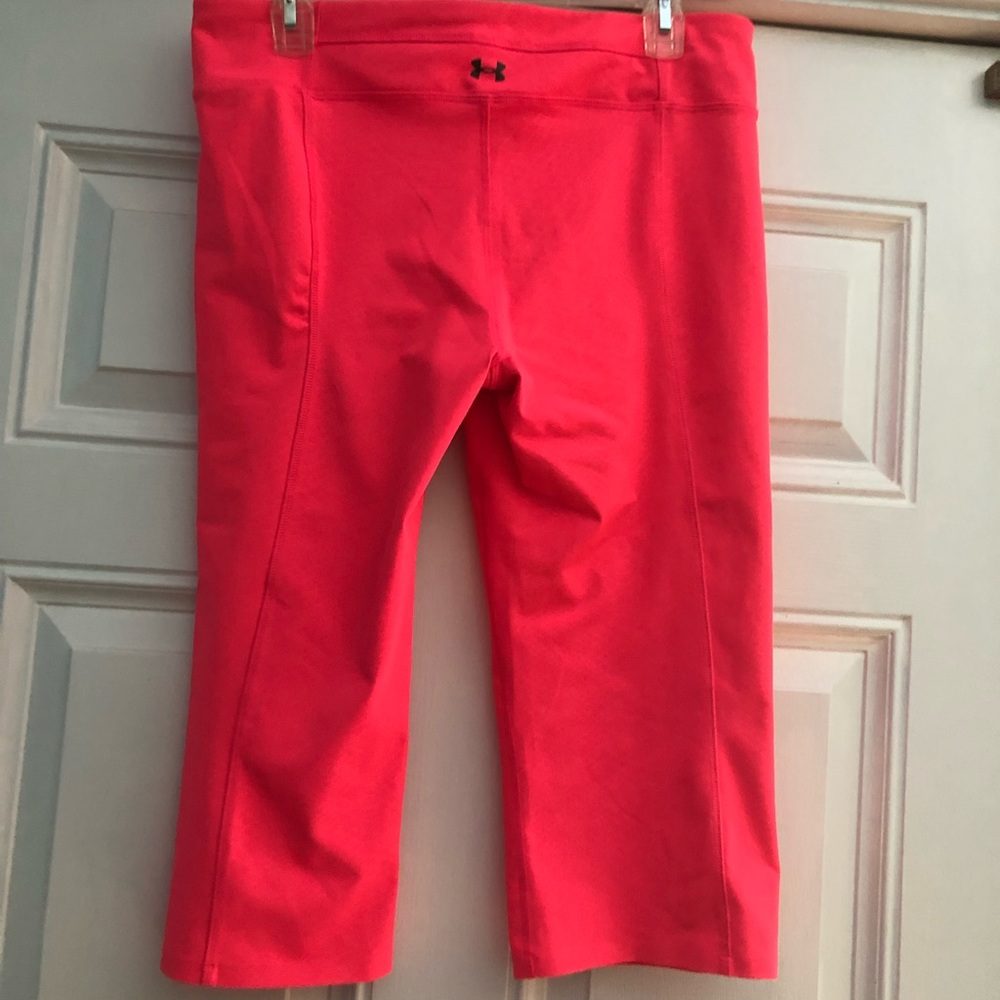 Under armor capris